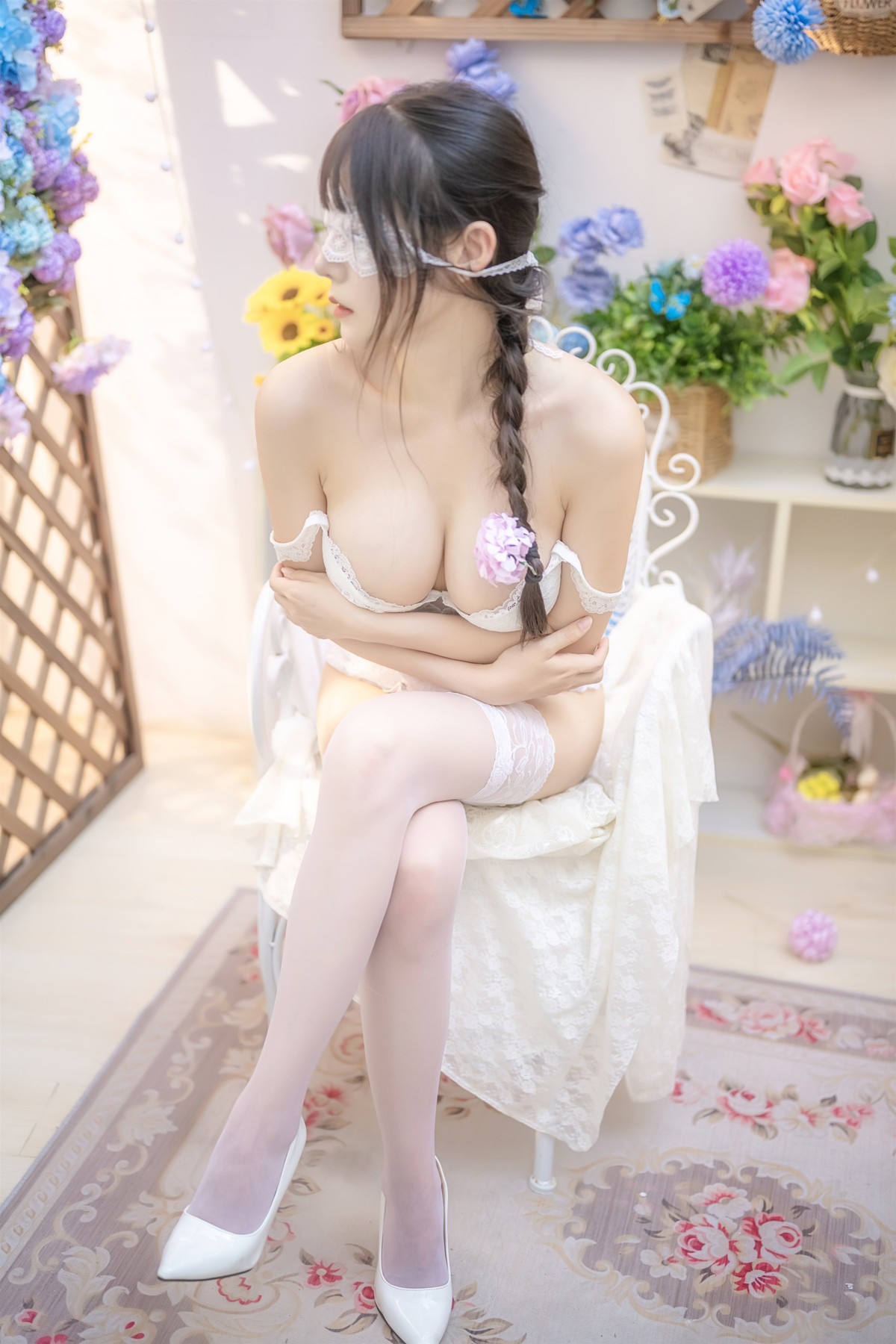 香草喵露露写真 Cosplay 白色玫瑰