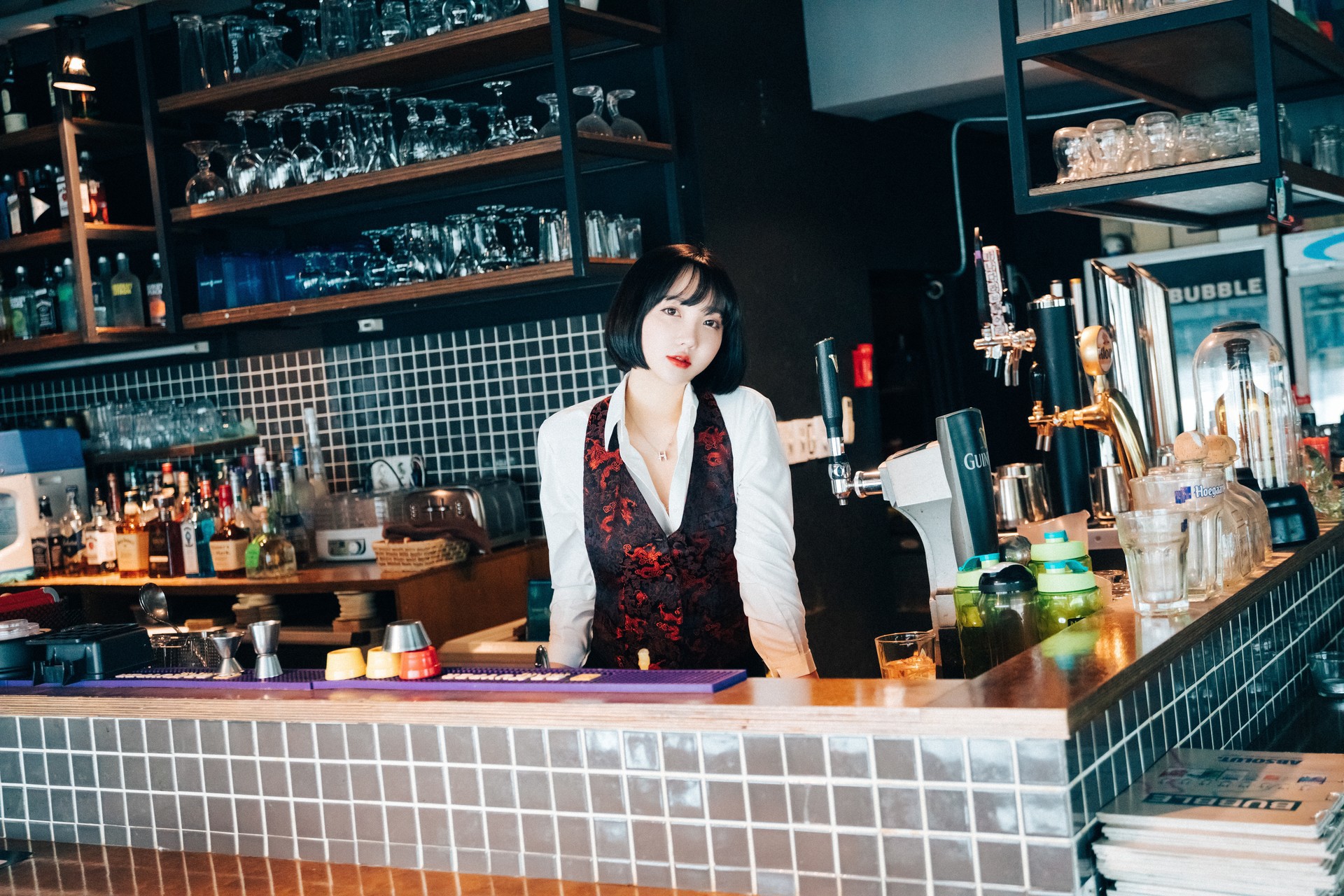 Son Yeeun 손예은, [Loozy] Tainted Love Bar Set.01