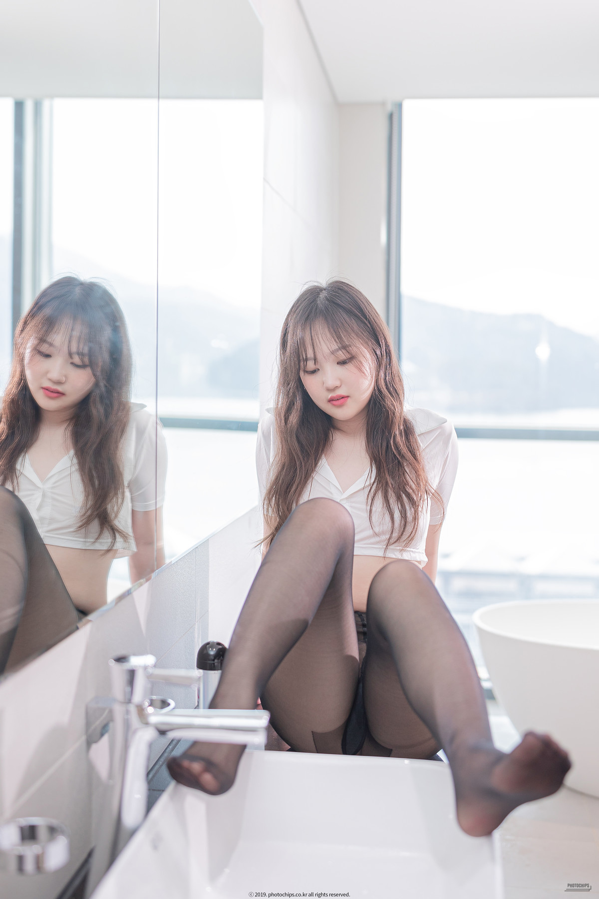 Sia 시아, [Photochips] Vol.79 Photobook